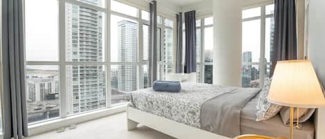 2 chambres, fer et planche à repasser, lit de bébé portatif, Wi-Fi