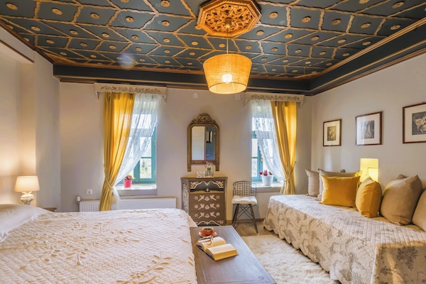 Superior Üç Kişilik Oda | Ücretsiz kablosuz İnternet, çarşaf takımı