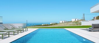 Casa Caracol, luxury house with a panoramic ocean view