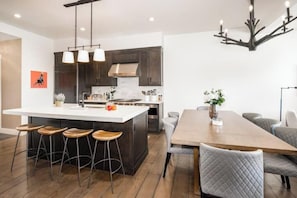 Dining - Ski-In/Ski-out Lone peak/ moonlight basin Retreat! (Big Sky)