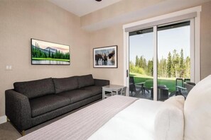 Smart TV, fireplace, stereo - Ski-In/Ski-out Lone peak/ moonlight basin Retreat! (Big Sky)