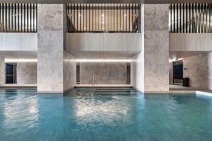Spa - Sleek Stylish CBD, Heated pool, Gym, Sauna, Steam (Melbourne)