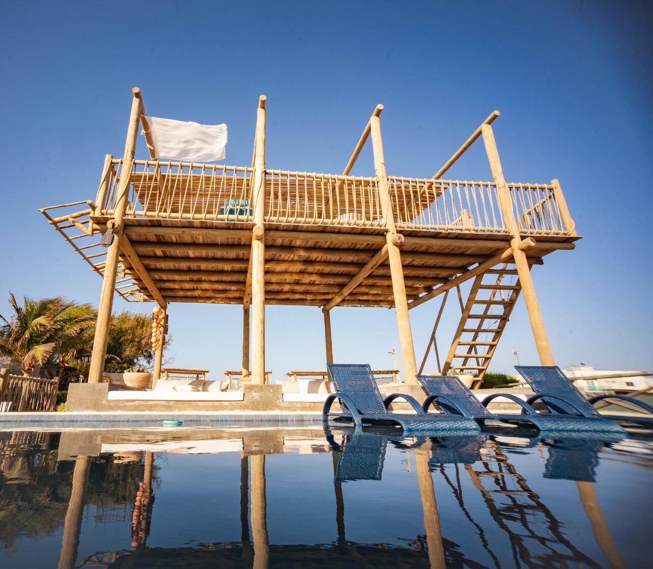 2 piscinas externas