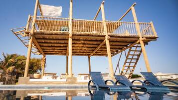 2 piscinas externas