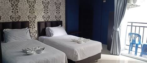 Classic Twin Room, Balcony