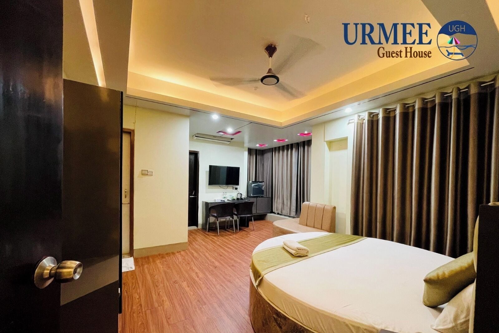 Caja de seguridad en la habitación, escritorio y wifi gratis 