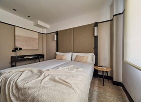 Double Room | Free cribs/infant beds, free WiFi, bed sheets