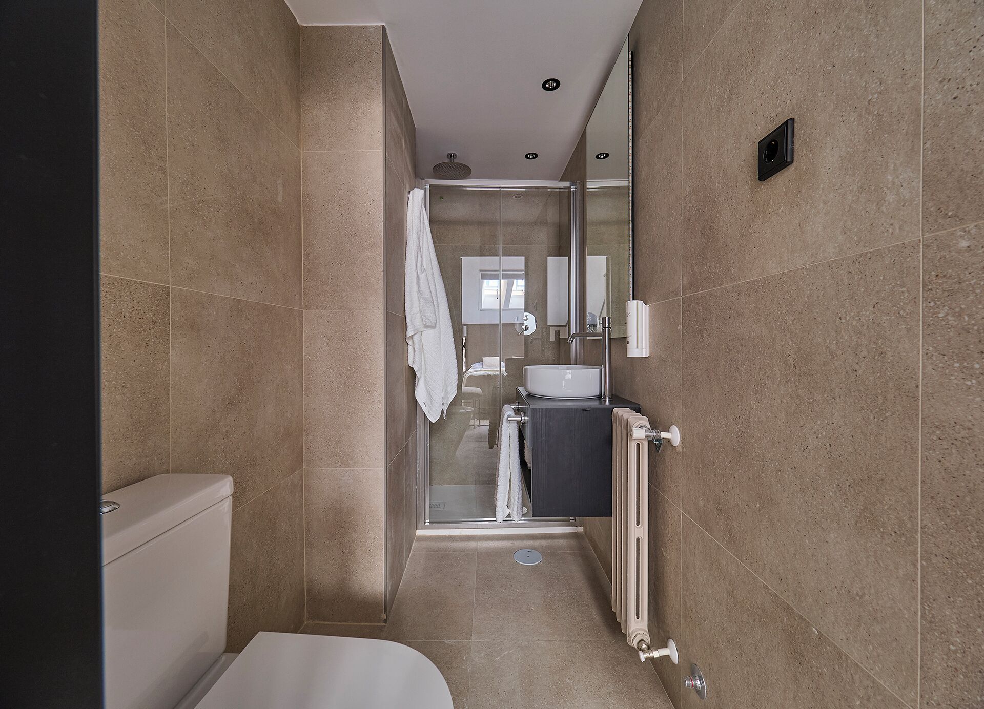 Photo - B48 Oviedo Ópera