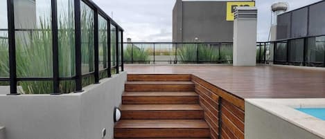 Sesongbasert utendørsbasseng