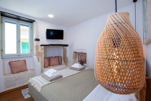3 bedrooms, iron/ironing board, free WiFi, bed sheets - Casa Elysium - Chania Old City (Chania)