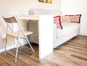 Smart TV, video games, DVD player, music library