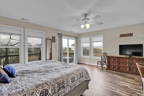 3 chambres, bureau, fer et planche à repasser, Wi-Fi gratuit