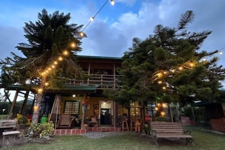 Exterior. Casa Florentina B&B