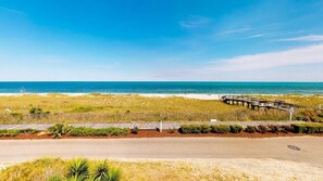 Unclassified image, 4 of 58, button