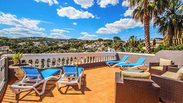 Villa (5 Bedrooms) | Bahagian luar