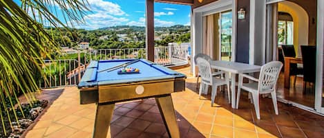 Villa (5 Bedrooms) | Exterior