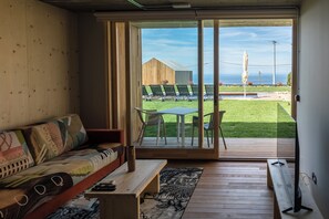 Cabin | Khu phòng khách | TV màn hình phẳng, máy in 