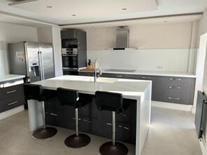 Villa | Cocina privada | Periquera 