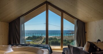 Cabaña superior | Cortinas opacas y sistema de insonorización