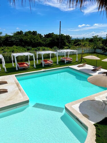 cclim privae resort with pool party