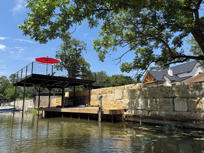 Property grounds - Lake LBJ Waterfront Home (Horseshoe Bay)