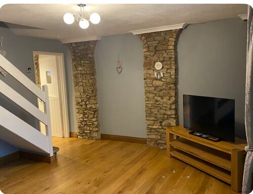 Beautiful cottage near the sea, pet friendly 