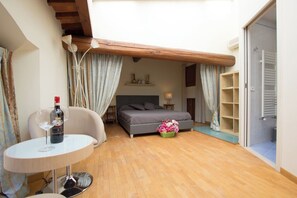 Iron/ironing board, free WiFi - Santa Reparata Loft (Florence)