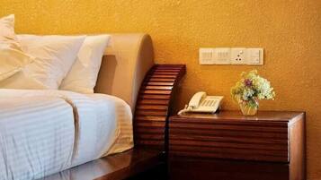 In-room safe, iron/ironing board, free WiFi