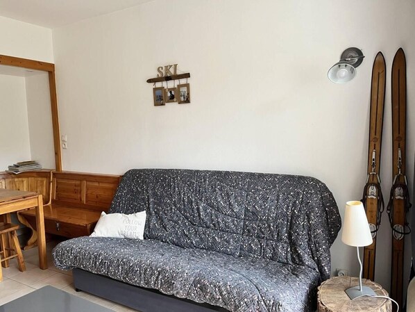Living area - At the foot of shops, 9th floor, balcony, 19m², Villard de Lans (Villard-de-Lans)