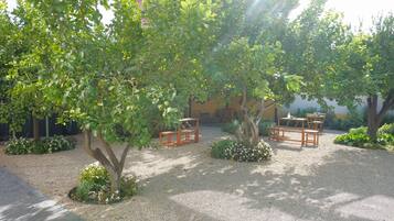 Enceinte de lâhĂ©bergement