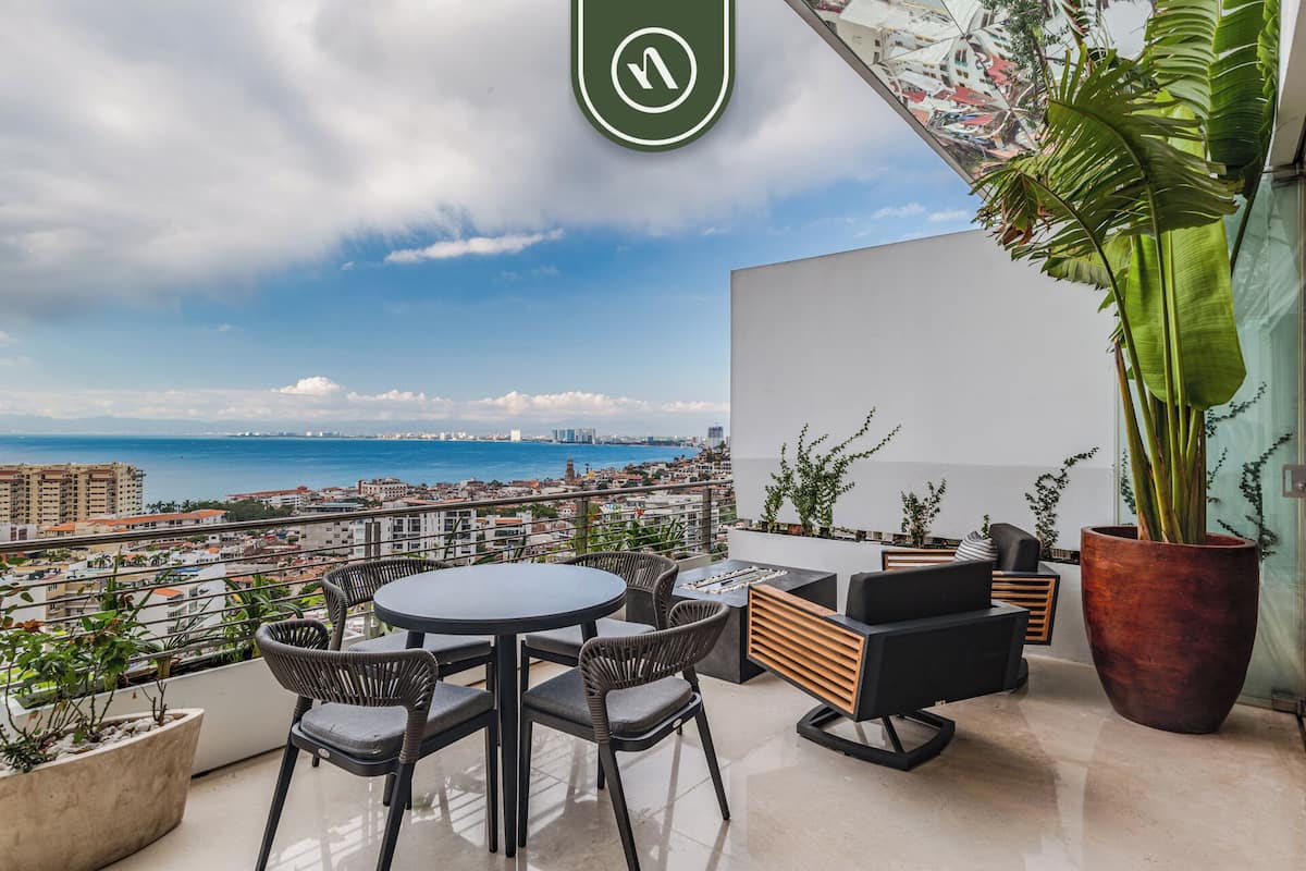 Appartamento panoramico, vista mare | Terrazza/patio