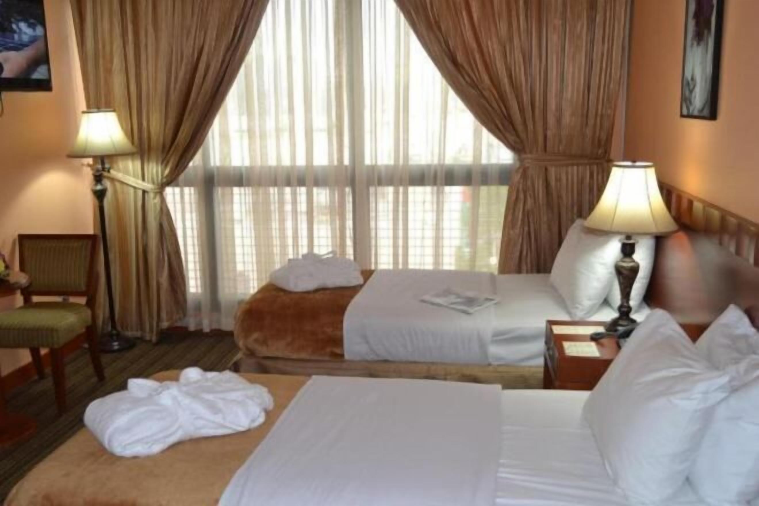 방음 설비, 다리미/다리미판, 무료 WiFi, 침대 시트