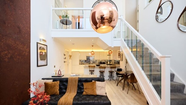 Unclassified image, 1 of 17, button - The Shadwell Place - Modern 1bdr Flat (London)
