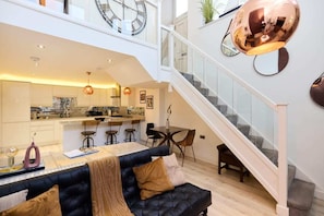 Apartment (1 Bedroom) | Exterior - The Shadwell Place - Modern 1bdr Flat (London)