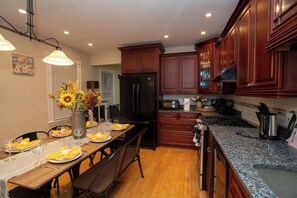 Microwave, oven, stovetop, dishwasher