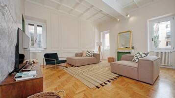 34-inch flat-screen TV with cable channels