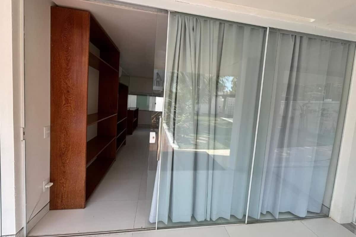 Suite Standard, côté cour intérieure | 1 chambre, accès au Wi-Fi (inclus), literie fournie