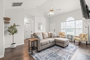 Smart TV - Charlotte Getaway: 3-Bedroom Gem with Big Backyard (Charlotte)