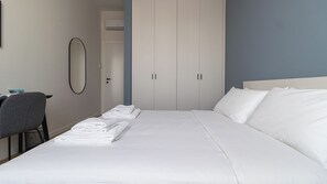 2 slaapkamers, een strijkplank/strijkijzer, gratis wifi, beddengoed