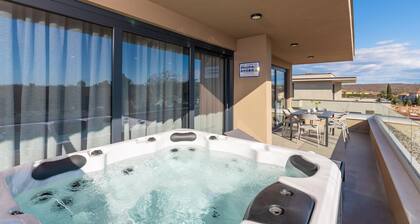 Apartment in Pula With Sea View and Bubble Bath