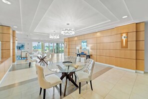 Dining - Exclusive Oceanfront 3-Bedroom Condo – Your Perfect Coastal Retreat! (Daytona Beach)