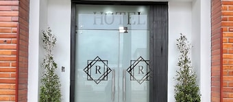 Hotel RYA Center