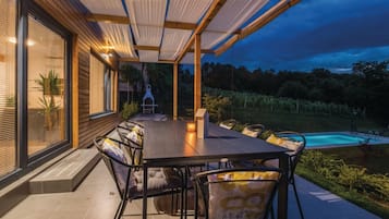 House (Three Bedroom Holiday Home with Pool) | Exterior