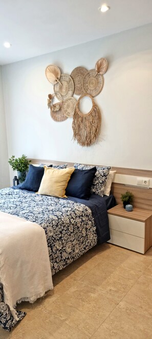 2 chambres, fer et planche à repasser, Wi-Fi, draps fournis