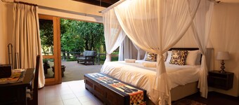 Bush Villa at Kruger Park Entrance