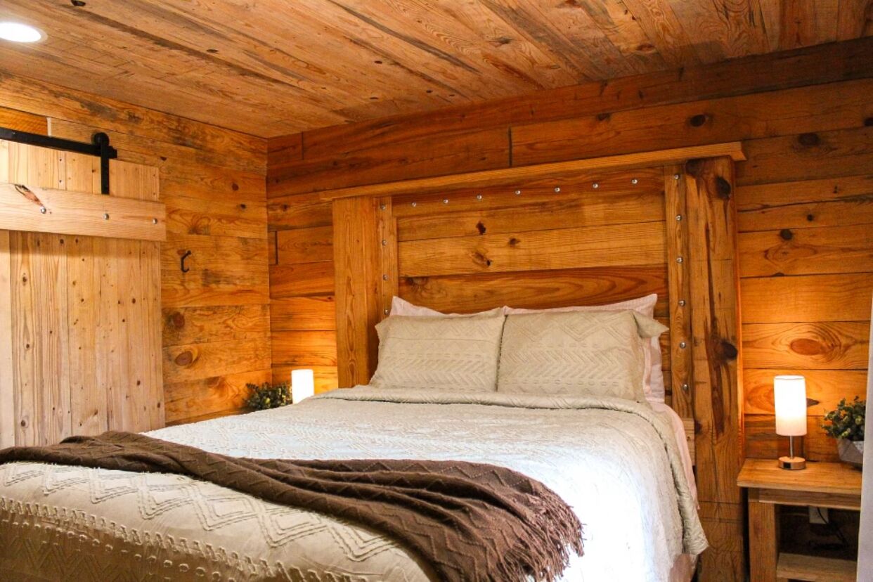 1 habitación y ropa de cama 