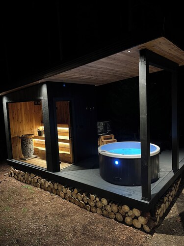 Brand New Black Fox Cabin
