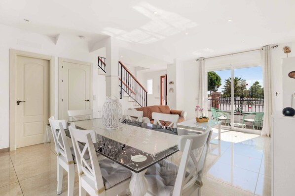 Villa (3 Bedrooms) | Interior