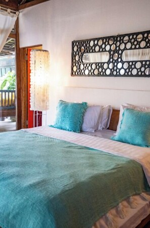 5 chambres, fer et planche à repasser, Wi-Fi, draps fournis