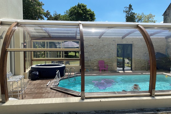 Innenpool, beheizter Pool